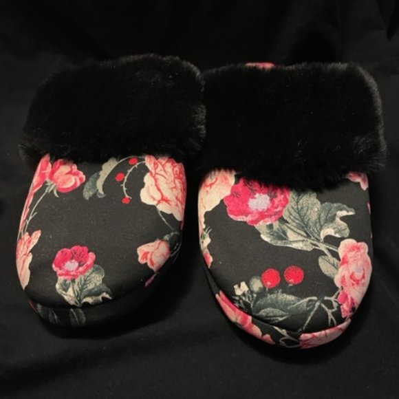 Victoria's Secret Floral Satin Slippers  faux fur trim. Size L  Black pink NWOT - Picture 3 of 12